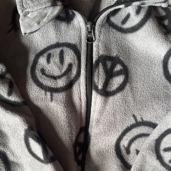Wonder Nation Gray Smiley Face Jacket - Picture 2 of 4